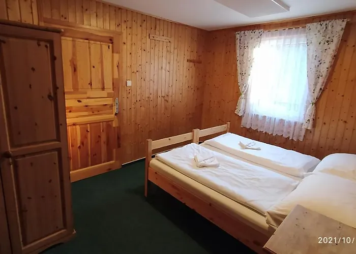 U Rybníka Mariánská