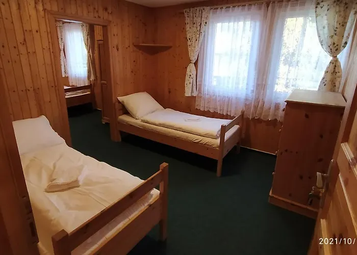 U Rybníka 3*
